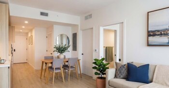 miami vacation rentals district 225