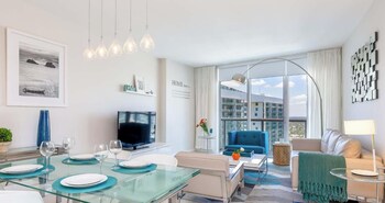 miami vacation rentals district 225