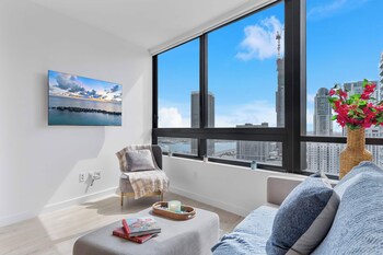miami vacation rentals district 225
