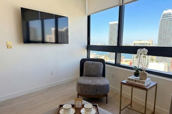 miami vacation rentals district 225