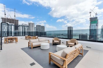 miami vacation rentals district 225