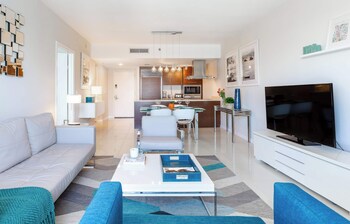 miami vacation rentals district 225