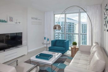 miami vacation rentals district 225