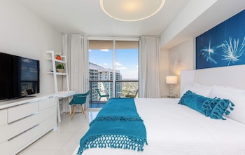 miami vacation rentals district 225