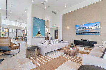 miami vacation rentals district 225