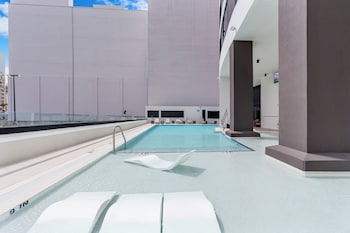 miami vacation rentals district 225