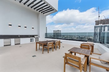 miami vacation rentals district 225