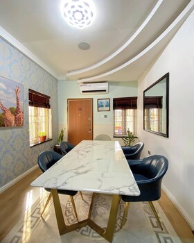 the enclave apartment