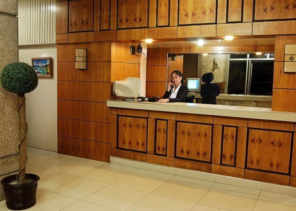 bamboo garden business inn