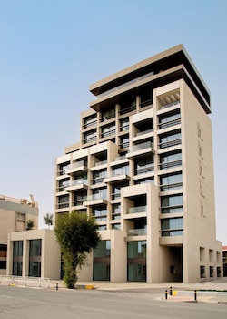 l residences and suites