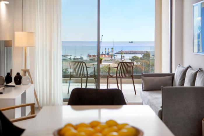l residences and suites