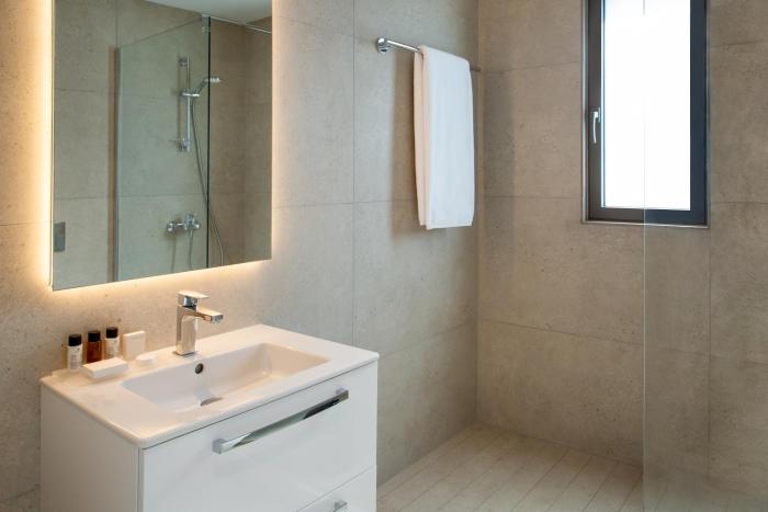 l residences and suites