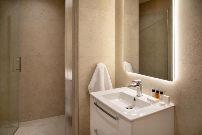 l residences and suites