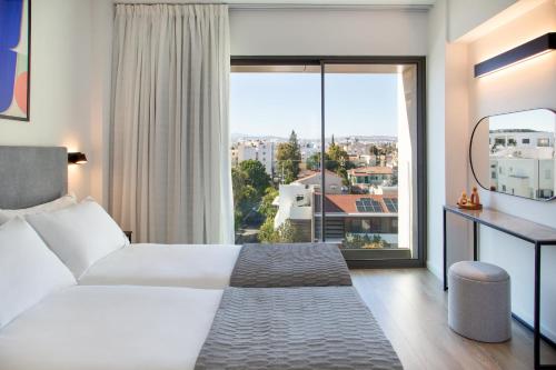 l residences and suites