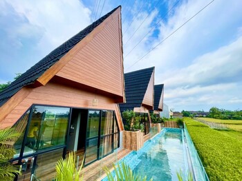 Gissa Padi Glamping By Abiza,,3 star