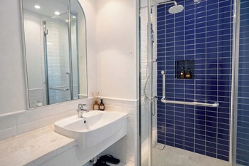 The Dome Hon Thom Boutique Hote,,3 star