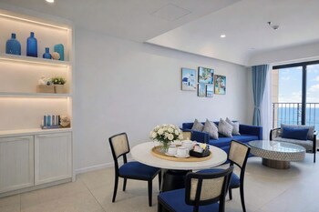 the dome hon thom boutique hote