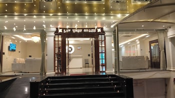 hotel lav kush grand ayodhya
