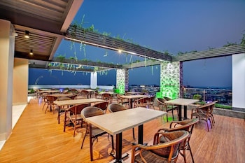 royal mark hotel