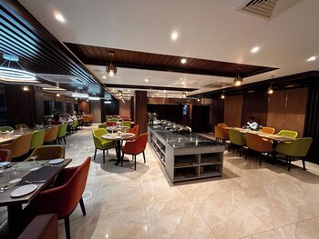 royal mark hotel
