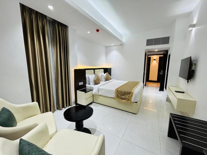 royal mark hotel