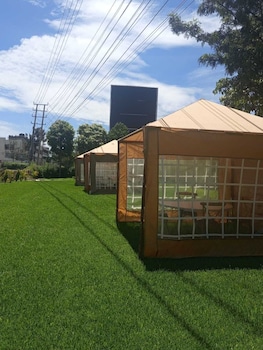 arise sunshine hotel