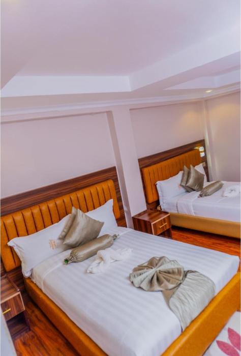 arise sunshine hotel