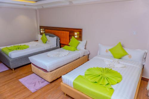 arise sunshine hotel