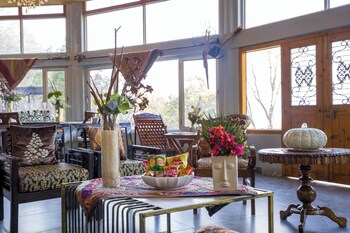 elivaas zephyr sierra 2 bhk hillside