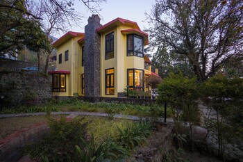 alaya stays thistle house 4 bhk hideaway