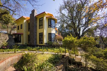 alaya stays thistle house 4 bhk hideaway