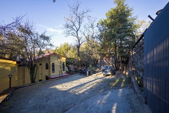 alaya stays thistle house 4 bhk hideaway