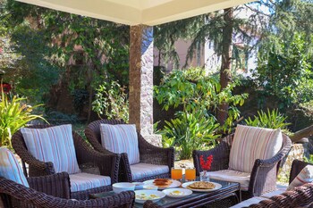 alaya stays thistle house 4 bhk hideaway