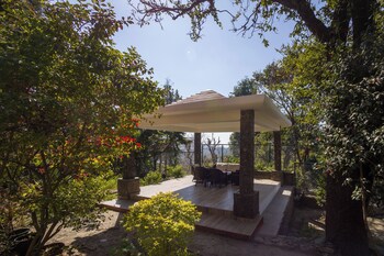 alaya stays thistle house 4 bhk hideaway