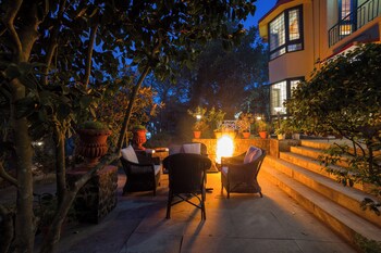 alaya stays thistle house 4 bhk hideaway