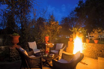 alaya stays thistle house 4 bhk hideaway