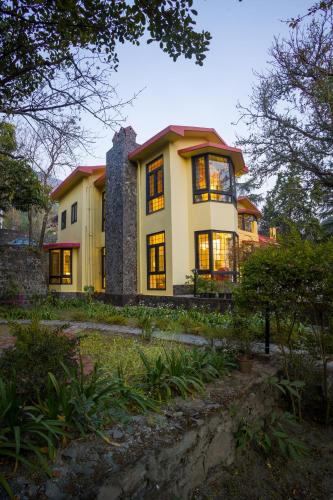 alaya stays thistle house 4 bhk hideaway