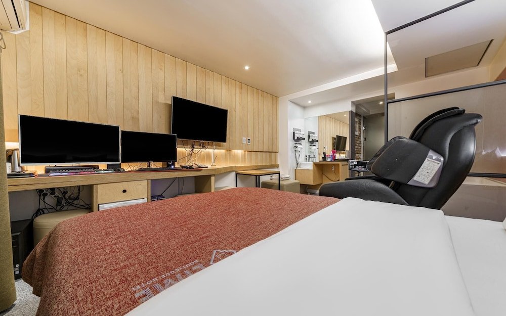 lime hotel