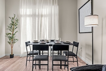 riviere 2br apartment pet friendly oasis sleeps 6 close to epic universe pool and gym