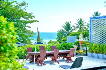 phuket moonlit patong bay hideaway hotel
