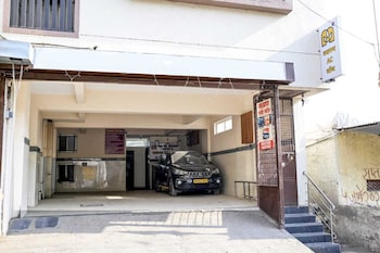 Laxman Ac Lodge Jejuri By Martandbhairav Hospitality Llp,,2 star