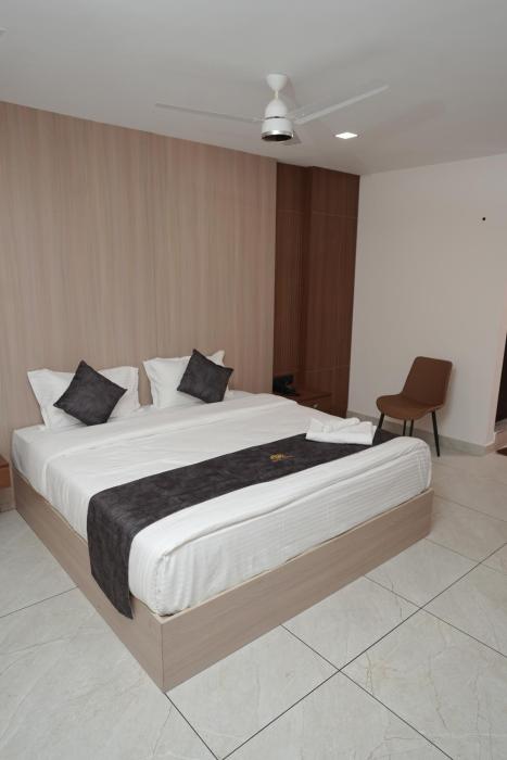 empire suites
