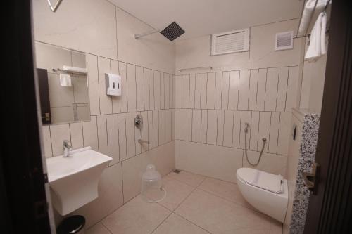 empire suites