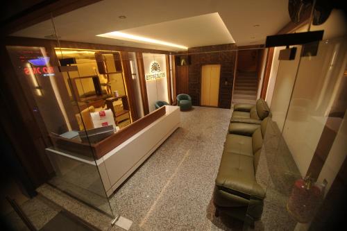 empire suites