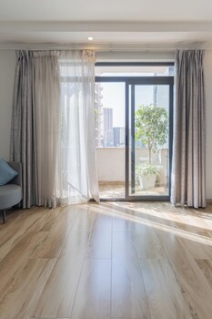 liyu hotel apartment