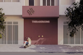 The Rare Rooms By The Bloom - Saigon,,3 star