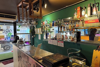 Roxx Social Hostel, Cafe & Bistro,,3 star