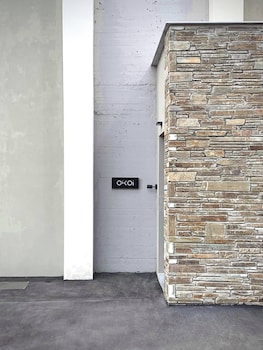 Oikoi - Luxury Suites & Maisonettes,,4 star