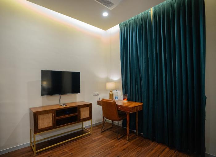 aanya taara resort