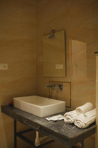 aanya taara resort